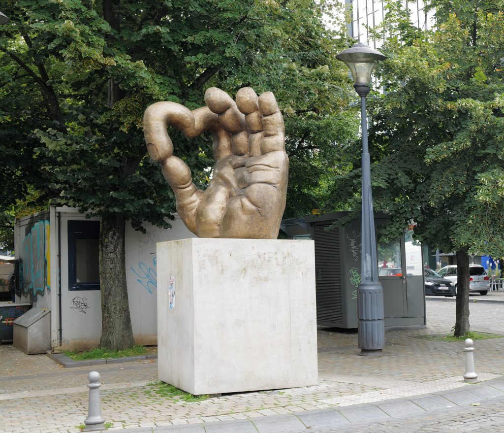 Sculpture Hand