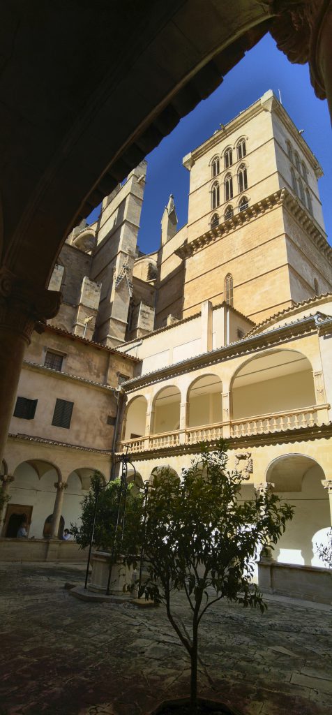 Atrium behind the Cathedral