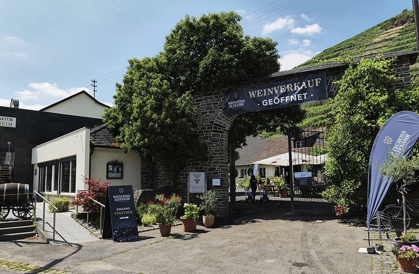 Walporzheim Wine Shop Entrance