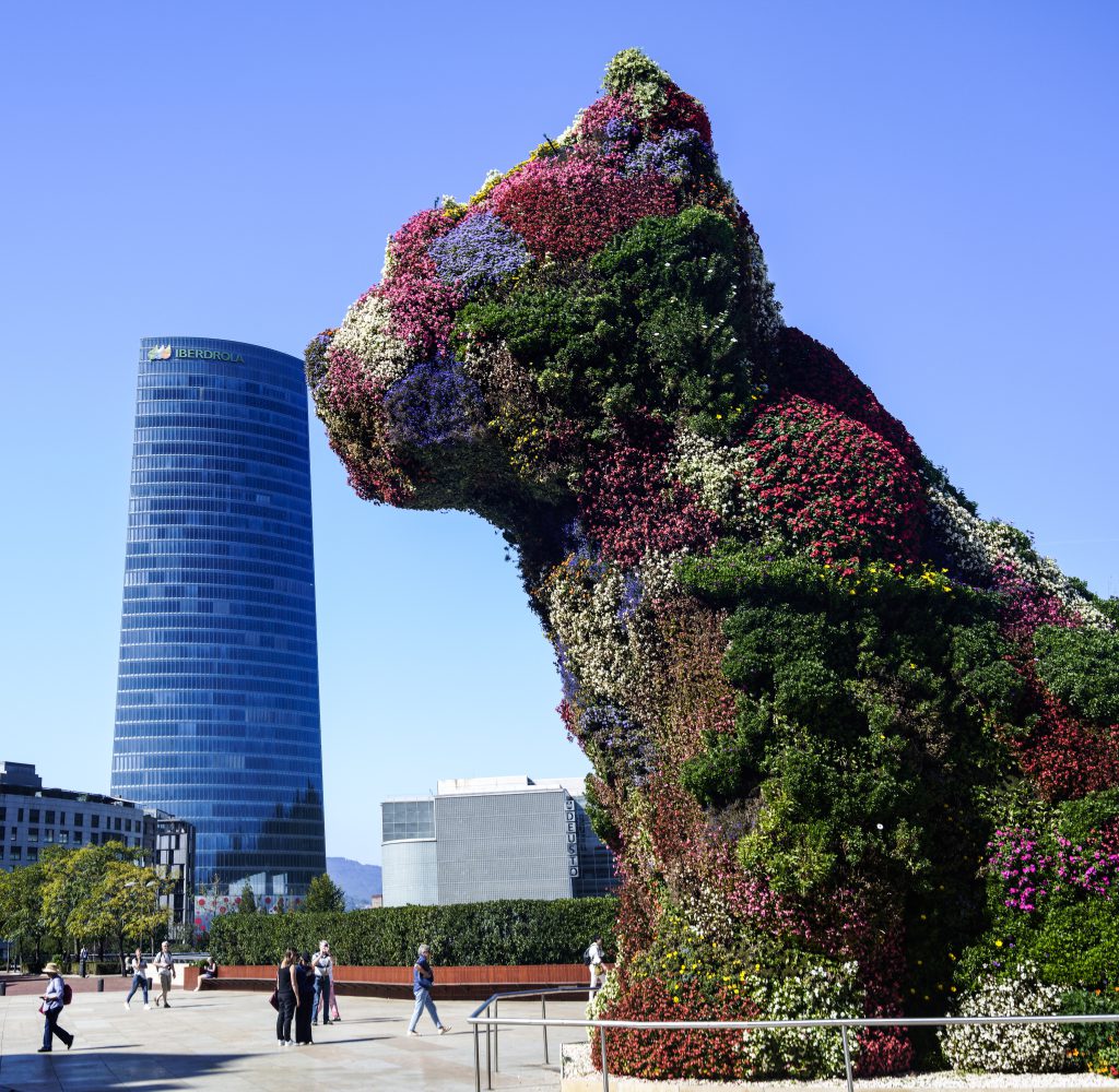 Jeff Kones Puppy Dog Guggenheim Bilbao