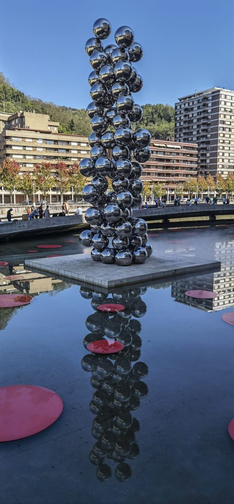 Bilbao Guggenheim Museum Stele