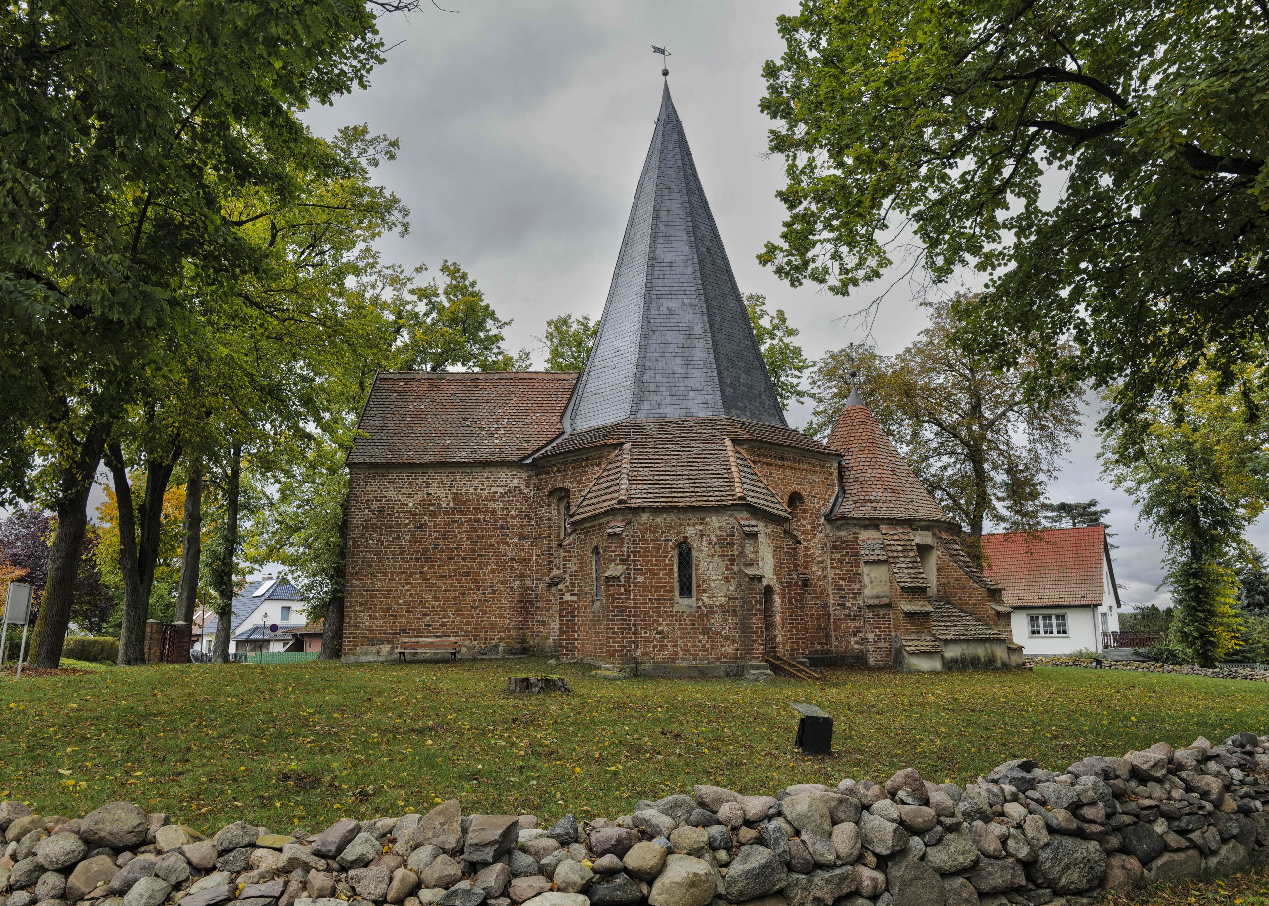 Ludorf Octagone Chapel II