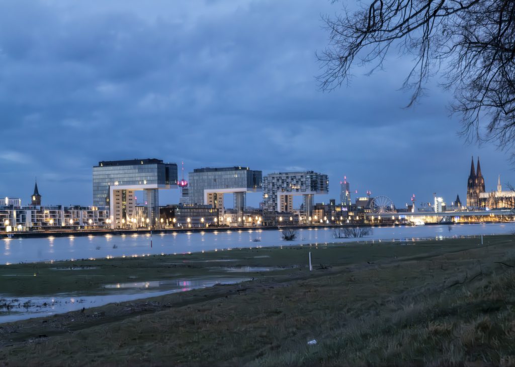 Köln Poll Kranhäuser Dom