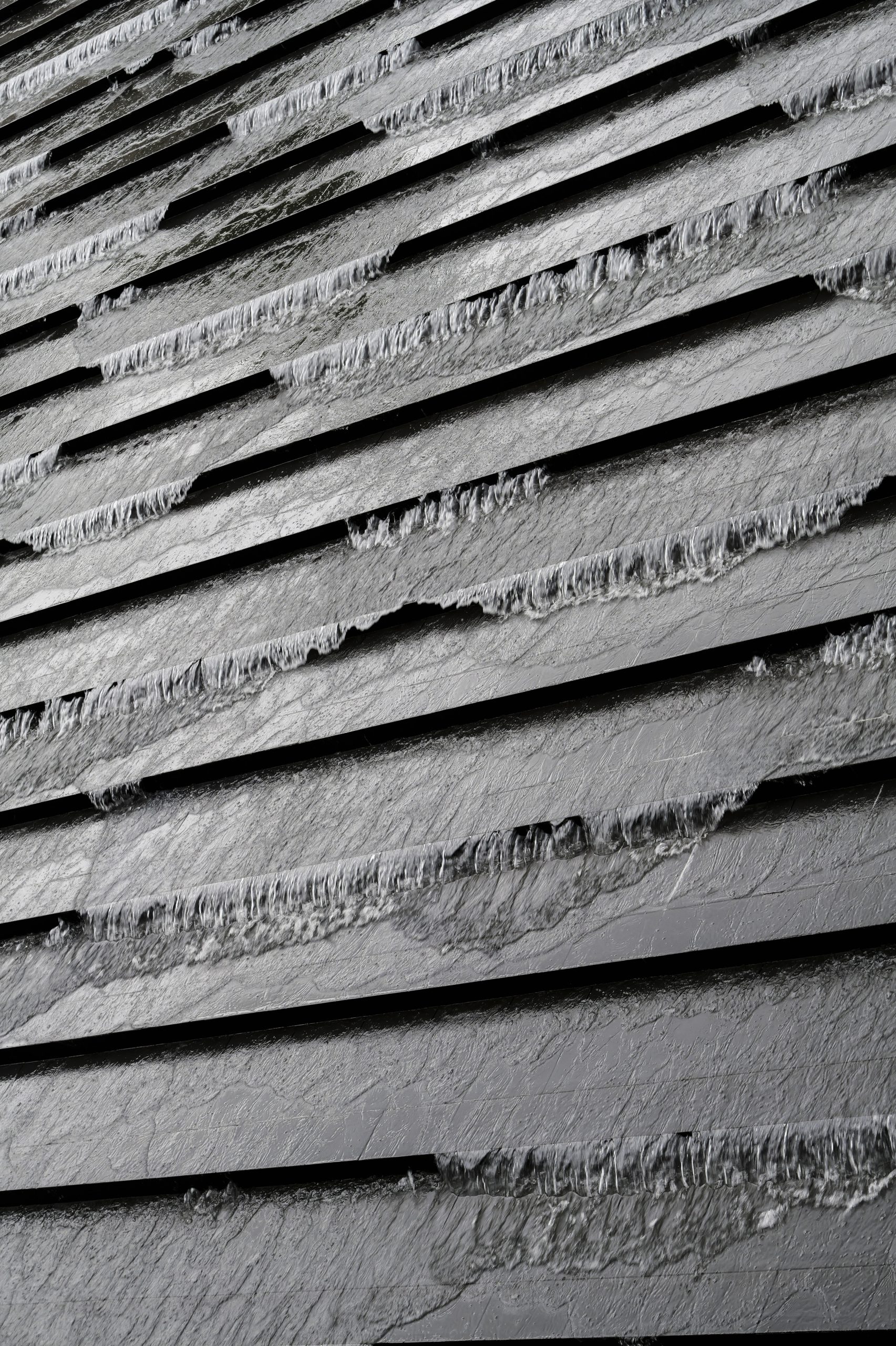 Fondation Louis Vitton Architecture Water Cascade 02