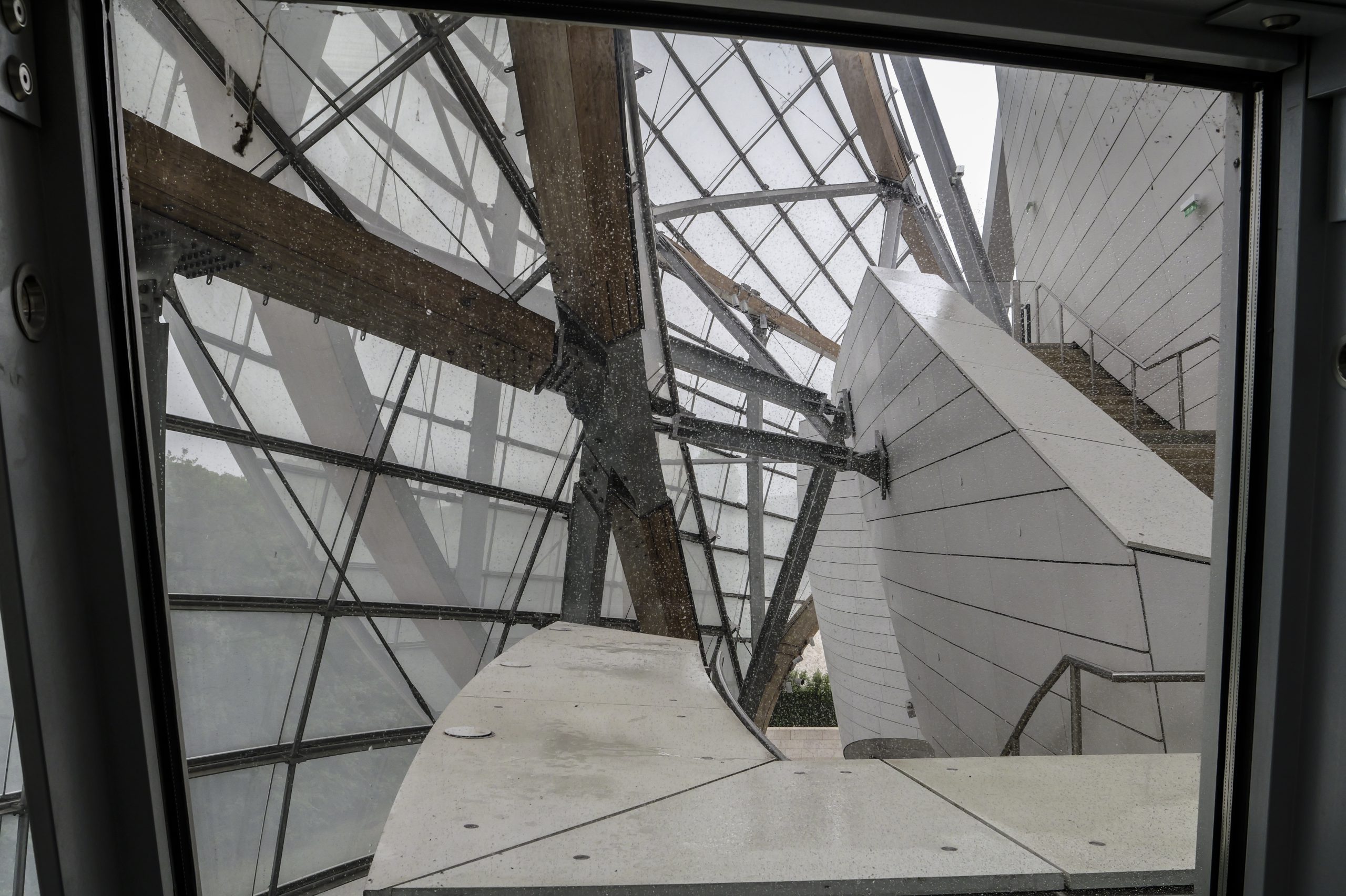 Fondation Louis Vitton Architecture Inside 01